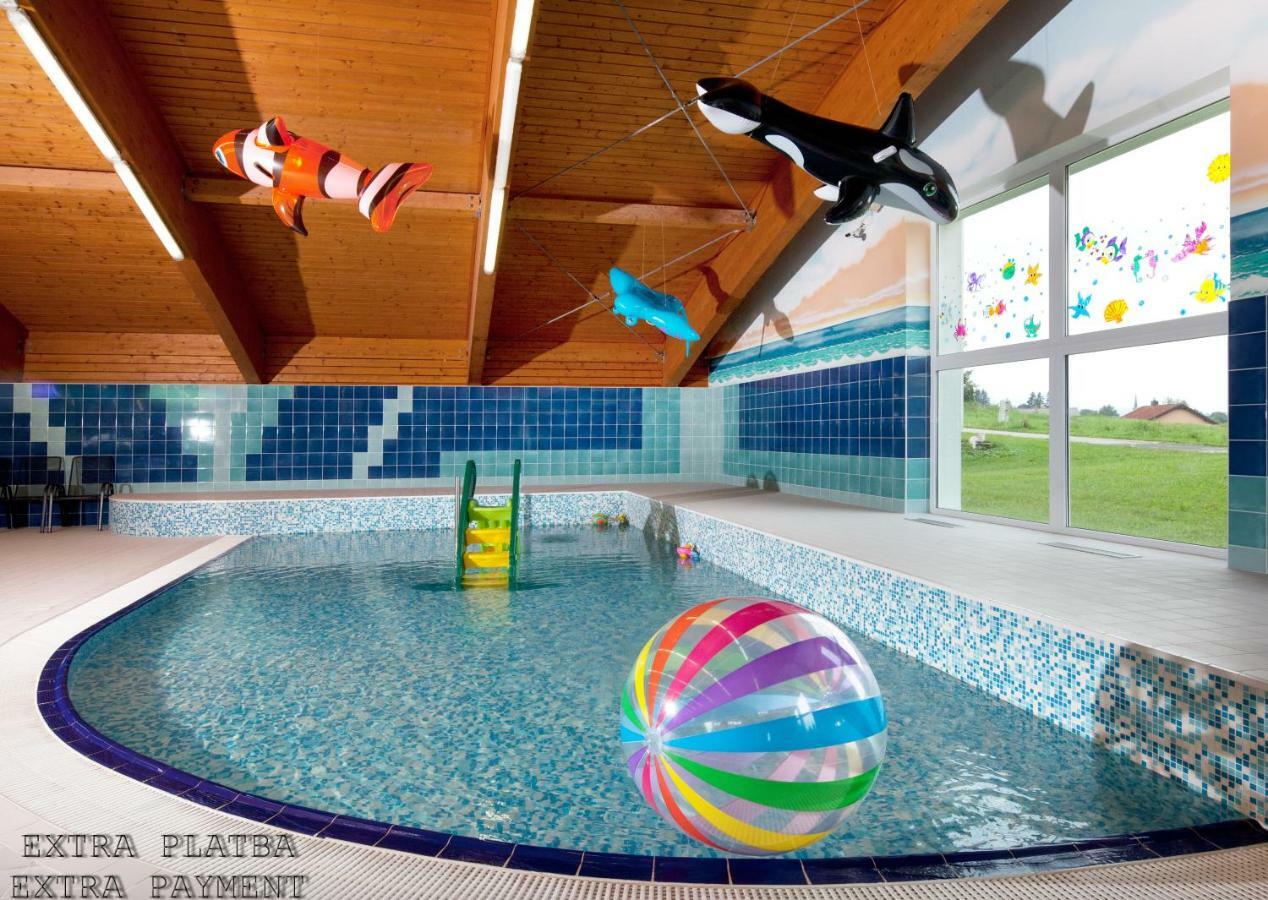 Lipno Wellness - Frymburk Hotel Private Family Room Dış mekan fotoğraf